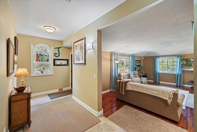 19322 Linnet Street NW, Oak Grove, MN 55011