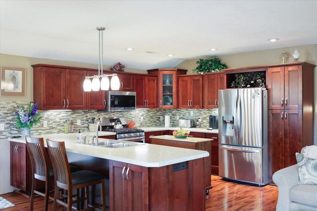 19322 Linnet Street NW, Oak Grove, MN 55011