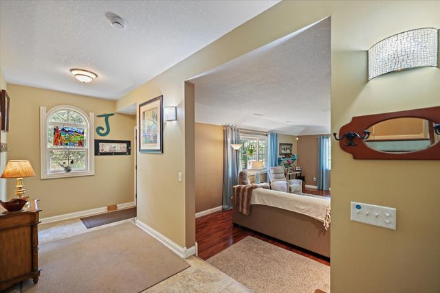 19322 Linnet Street NW, Oak Grove, MN 55011
