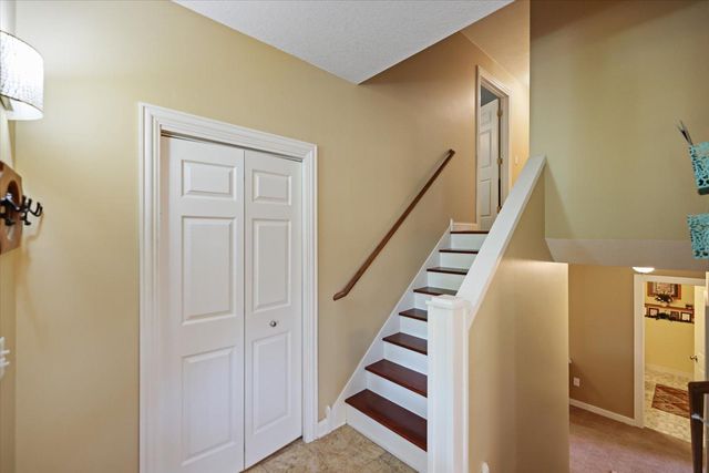 19322 Linnet Street NW, Oak Grove, MN 55011