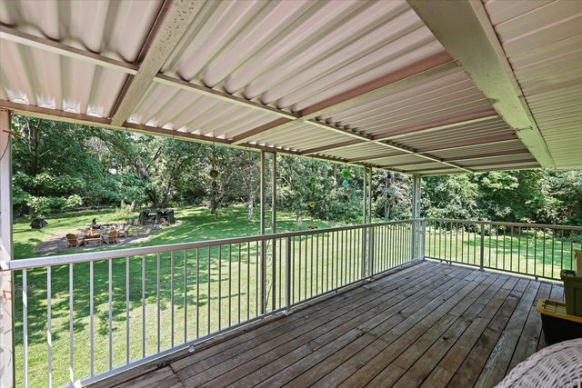 19322 Linnet Street NW, Oak Grove, MN 55011