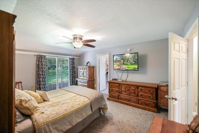 19322 Linnet Street NW, Oak Grove, MN 55011