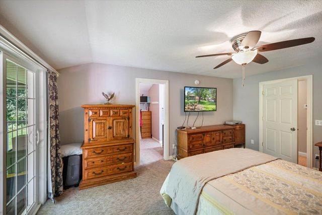 19322 Linnet Street NW, Oak Grove, MN 55011