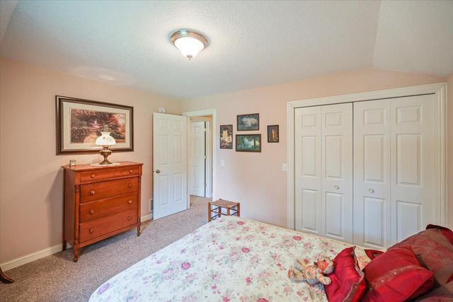 19322 Linnet Street NW, Oak Grove, MN 55011