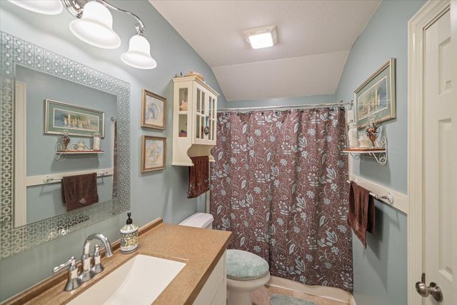 19322 Linnet Street NW, Oak Grove, MN 55011