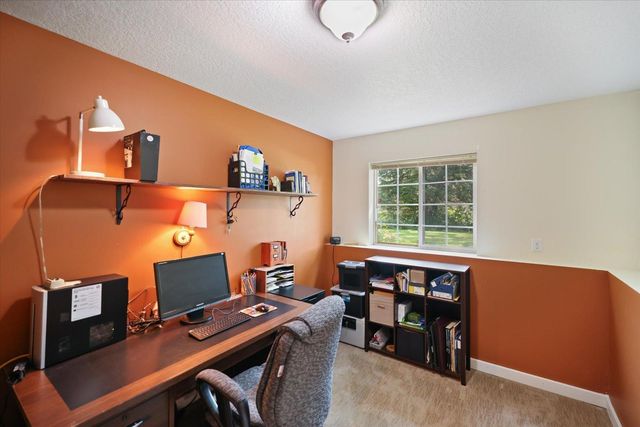 19322 Linnet Street NW, Oak Grove, MN 55011