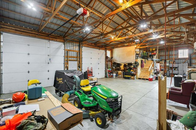 19322 Linnet Street NW, Oak Grove, MN 55011