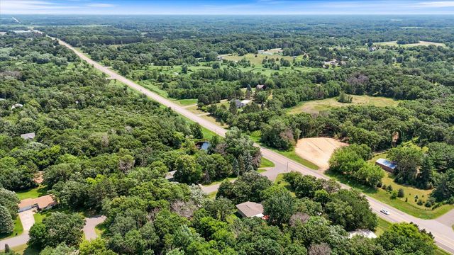 19322 Linnet Street NW, Oak Grove, MN 55011