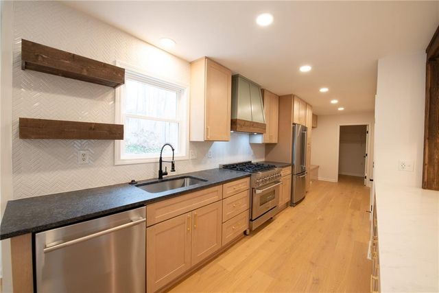 502 Spring Creek NE Way, Marietta, GA 30068