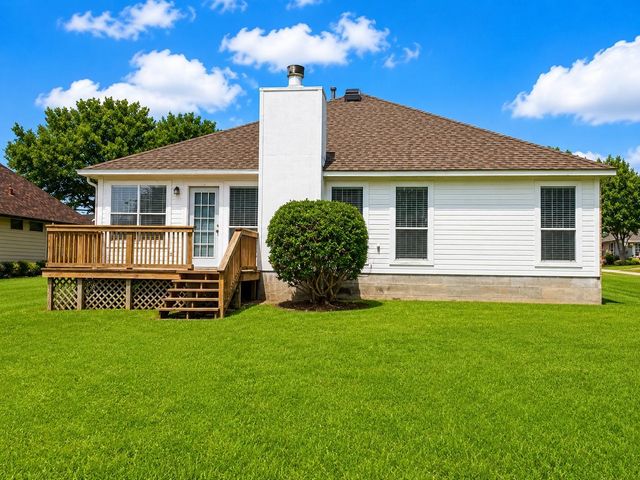 6858 Stillwater Drive, Willis, TX 77318