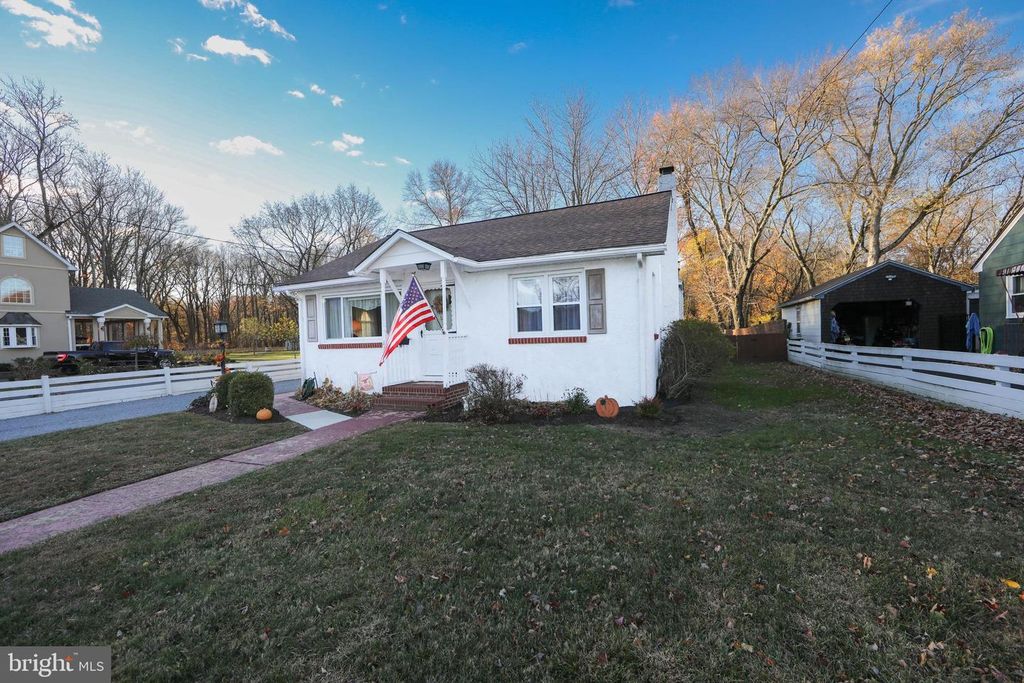 117 E PITTSFIELD ST, Pennsville, NJ 08070