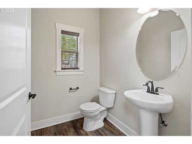 326 Ne 77TH Ave, Hillsboro, OR 97124