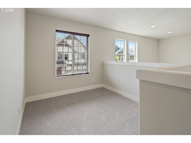 326 Ne 77TH Ave, Hillsboro, OR 97124
