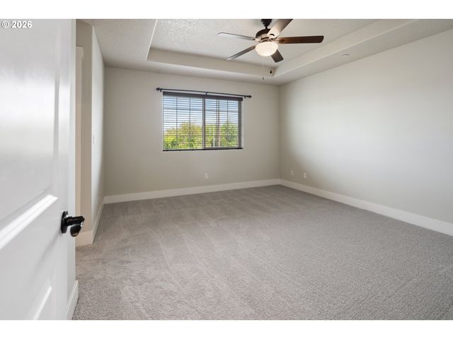 326 Ne 77TH Ave, Hillsboro, OR 97124