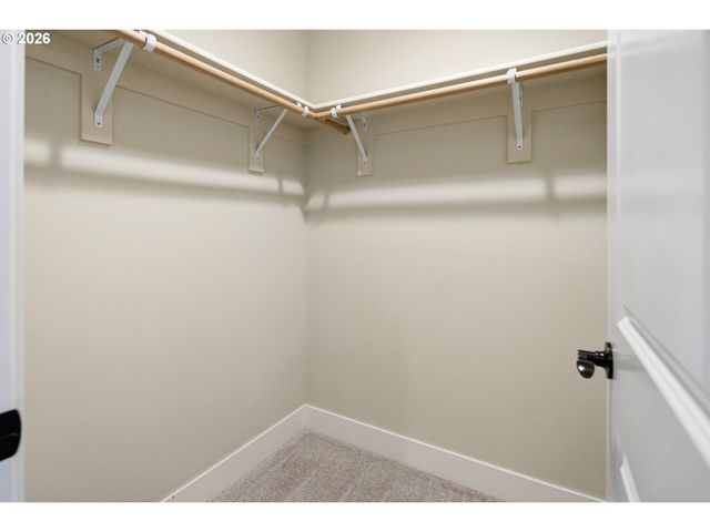 326 Ne 77TH Ave, Hillsboro, OR 97124