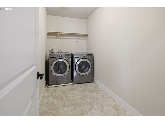326 Ne 77TH Ave, Hillsboro, OR 97124