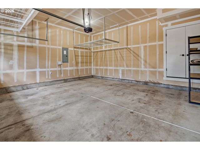 326 Ne 77TH Ave, Hillsboro, OR 97124