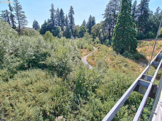 326 Ne 77TH Ave, Hillsboro, OR 97124