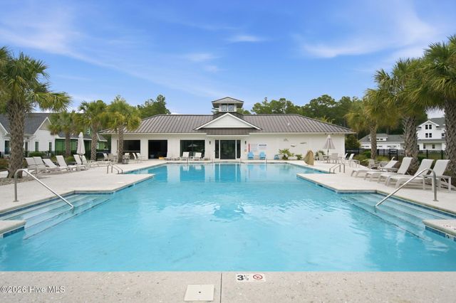 113 Holly Berry Court, Wilmington, NC 28401