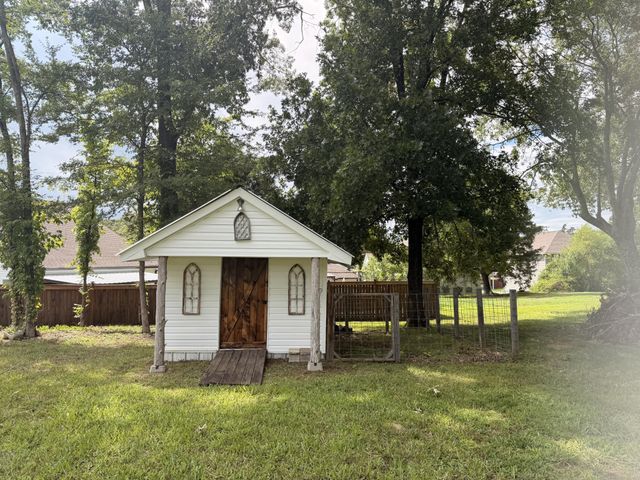 1320 Wooten Road, Ringgold, GA 30736
