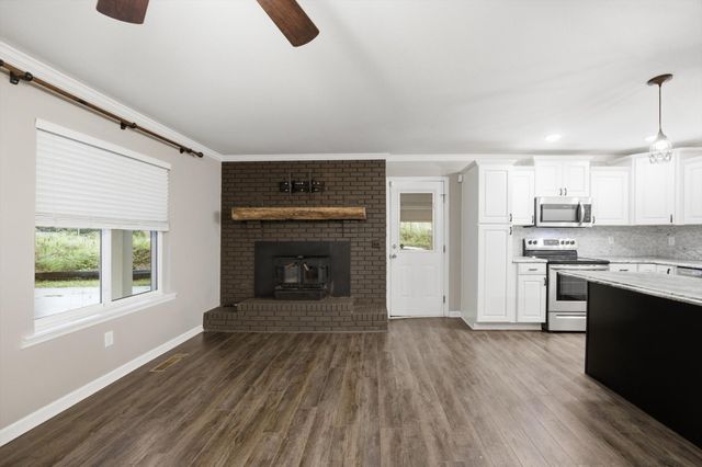 1320 Wooten Road, Ringgold, GA 30736