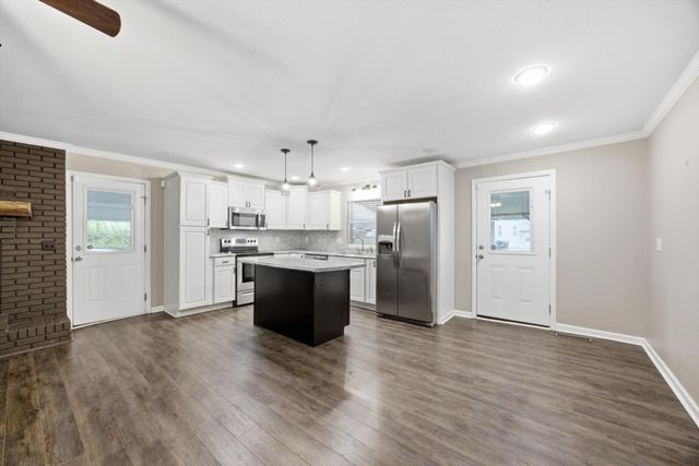 1320 Wooten Road, Ringgold, GA 30736