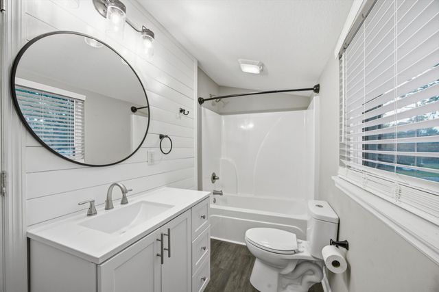 1320 Wooten Road, Ringgold, GA 30736