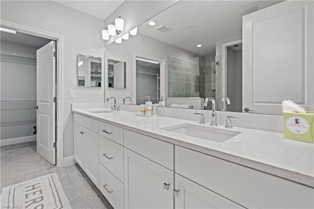 2560 Seychelles DR # 1003, Naples, FL 34112