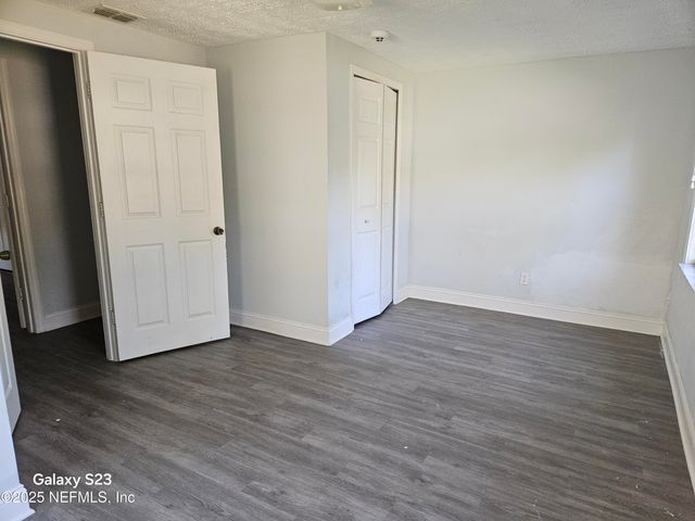 9062 2ND Avenue, Jacksonville, FL 32208