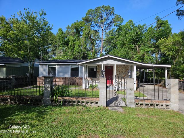 9062 2ND Avenue, Jacksonville, FL 32208