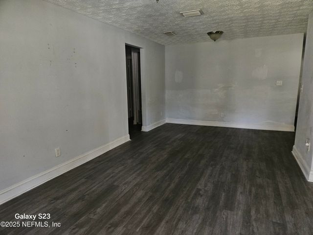 9062 2ND Avenue, Jacksonville, FL 32208