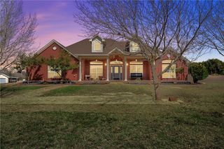 200 Deer Valley Drive, Lorena, TX 76655