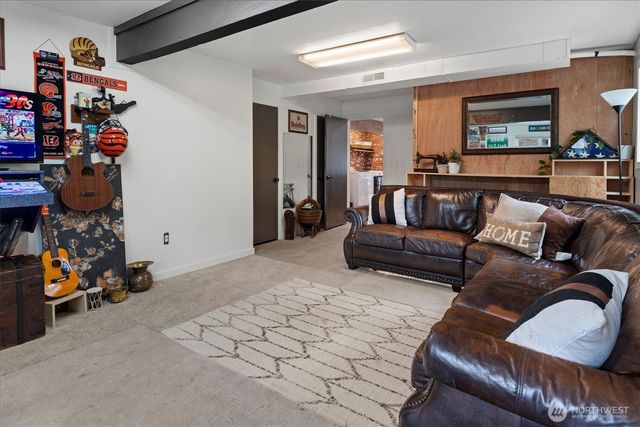 6304 255th Street Ct E, Graham, WA 98338