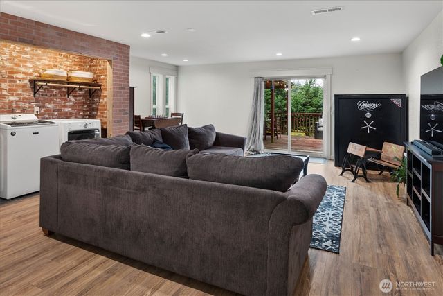 6304 255th Street Ct E, Graham, WA 98338