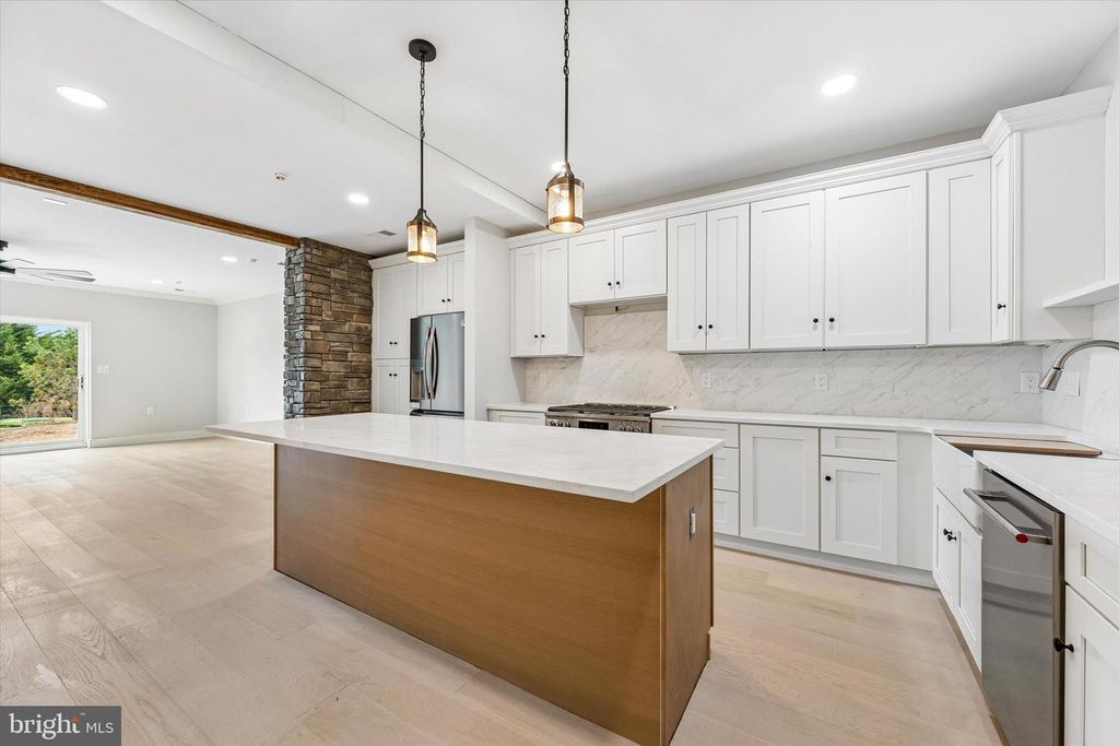 457 GREENRIDGE RD, Glenmoore, PA 19343