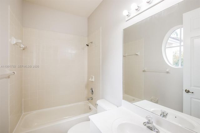 2281 NE 42nd Cir, Homestead, FL 33033