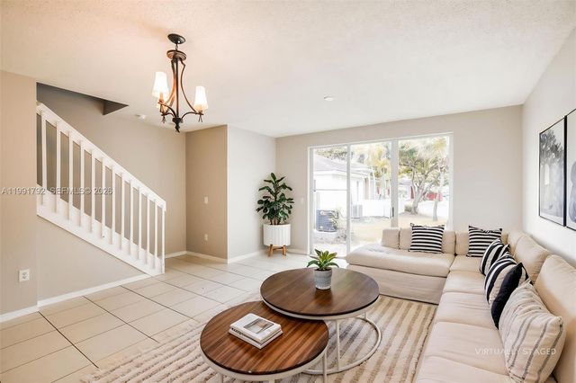 2281 NE 42nd Cir, Homestead, FL 33033