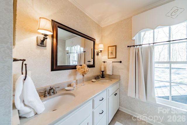 524 Windsor Place NE, Concord, NC 28025