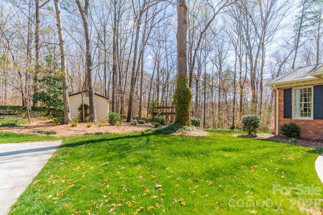 524 Windsor Place NE, Concord, NC 28025