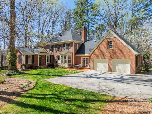 524 Windsor Place NE, Concord, NC 28025