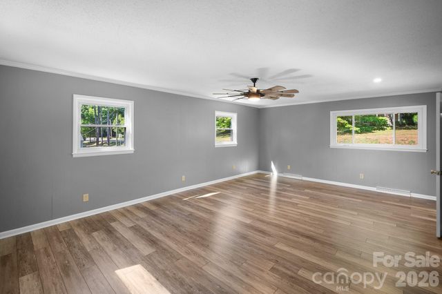26 Eastside Drive, Lexington, NC 27292
