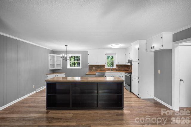 26 Eastside Drive, Lexington, NC 27292