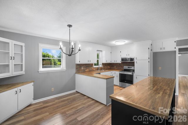 26 Eastside Drive, Lexington, NC 27292