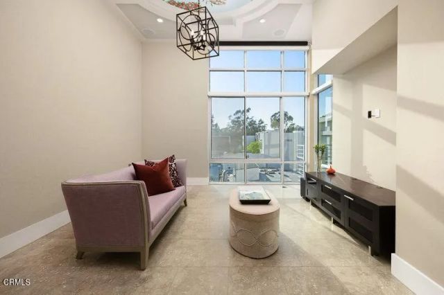 111 S De Lacey Avenue 409, Pasadena, CA 91105