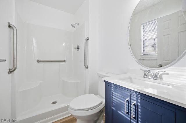 393 Jury LN, Newport News, VA 23608