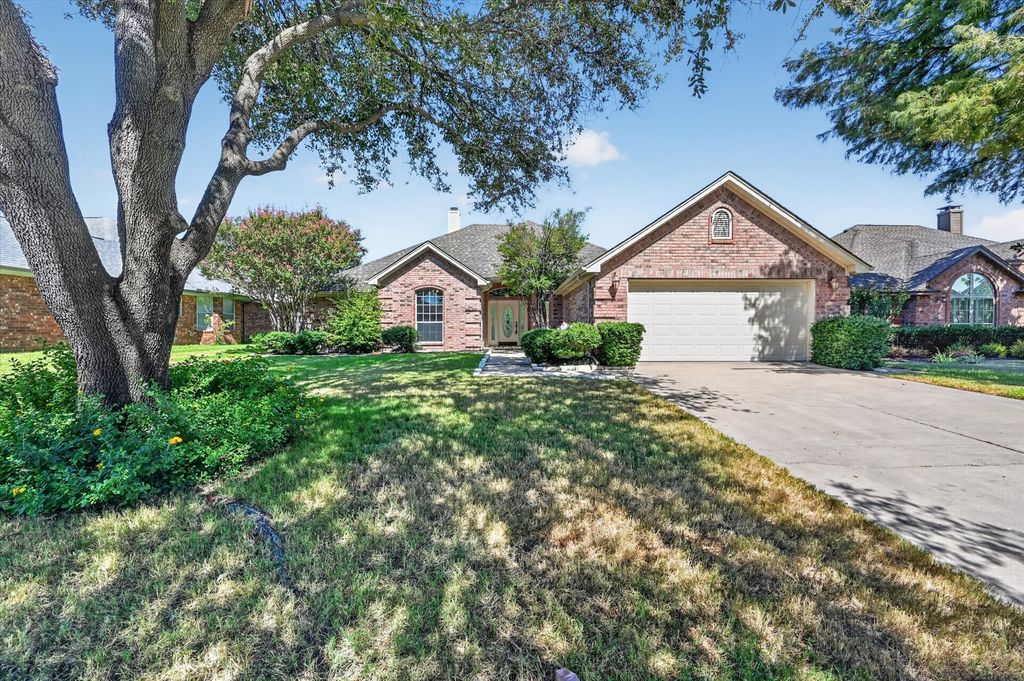 1501 New Haven Drive, Mansfield, TX 76063 — photo 2