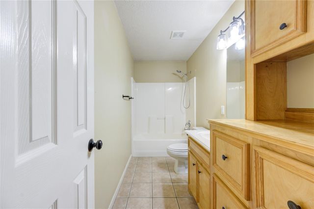 9550 Thousand Oaks Loop, Montgomery, TX 77316