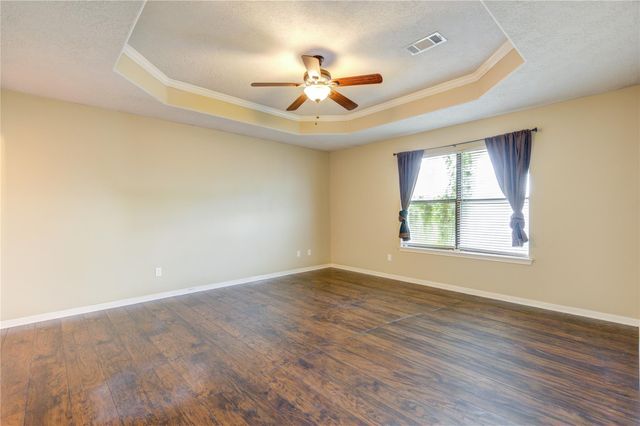 9550 Thousand Oaks Loop, Montgomery, TX 77316