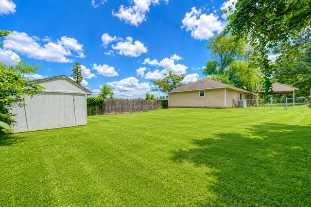 9550 Thousand Oaks Loop, Montgomery, TX 77316