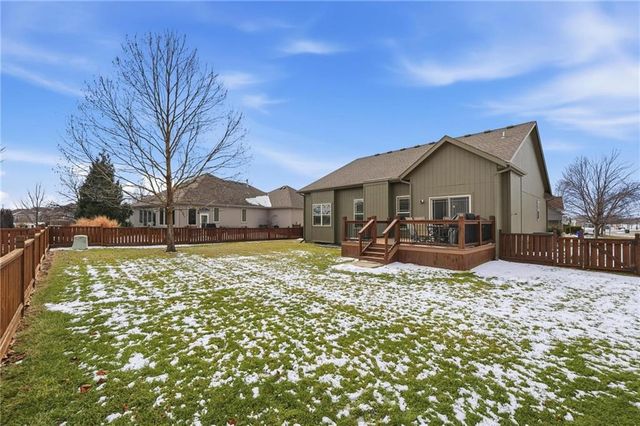 17707 S MILLRIDGE Street, Olathe, KS 66061